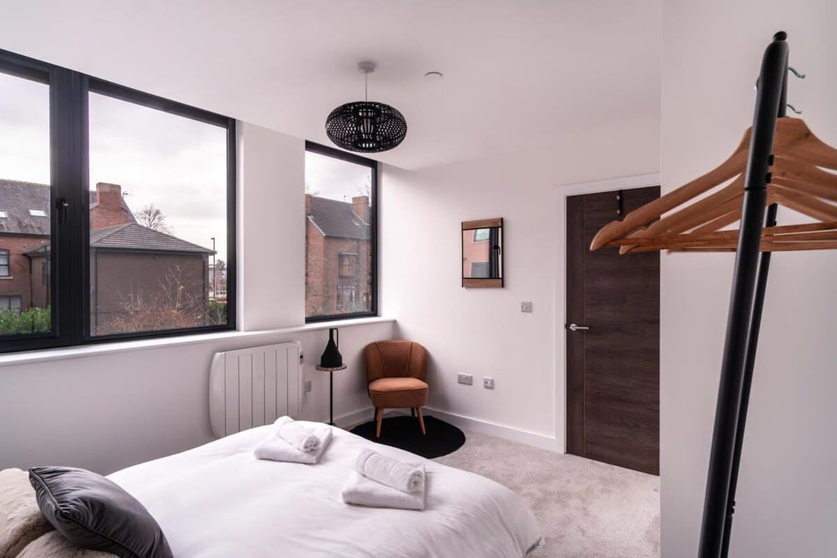 Stayzeni, Alexandra Rise Sleek 1 Bed Manchester
