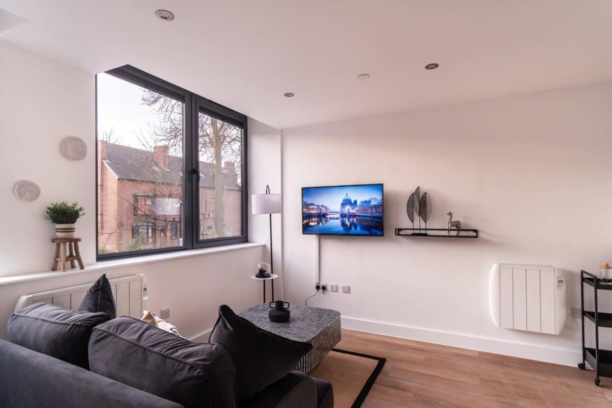 Stayzeni, Alexandra Rise Sleek 1 Bed *